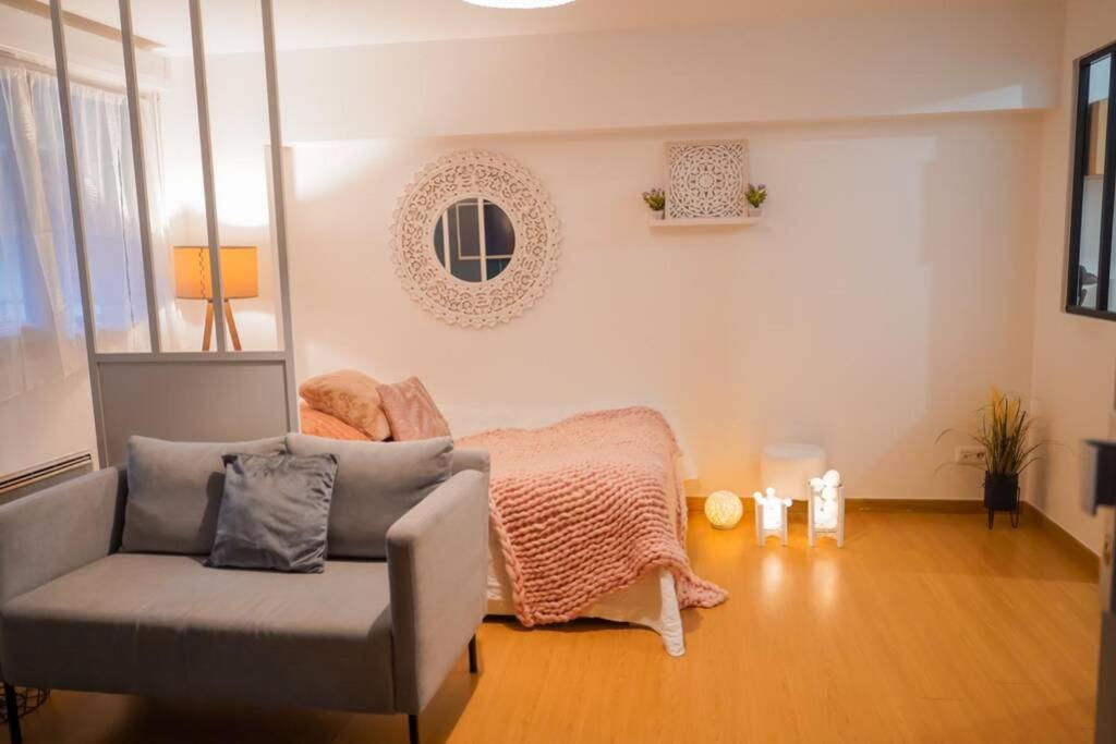 Le Confortable-Cosy Studio A 3 Minutes Du Metro Pantin Ngoại thất bức ảnh